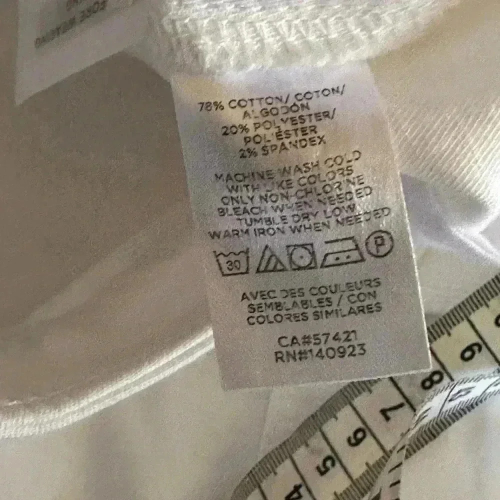 Ann Taylor Loft waist 32” size 6 white cotton cargo shorts.High waisted NWOT. - Picture 6 of 12